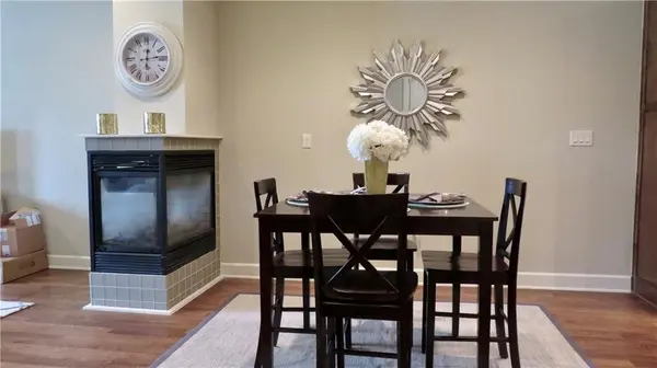 2800 Sandage Avenue #203, Fort Worth, TX 76109