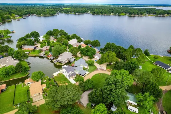 128 Hilltop Drive, Trinidad, TX 75163