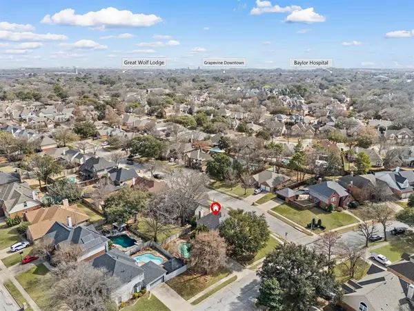 2156 Sandell Drive, Grapevine, TX 76051