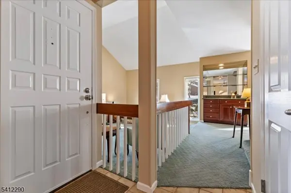 7 Valley View Dr, Bernards Twp., NJ 07920