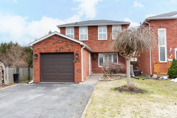 630 Sultana SQ, Pickering, ON L1V 3Y3