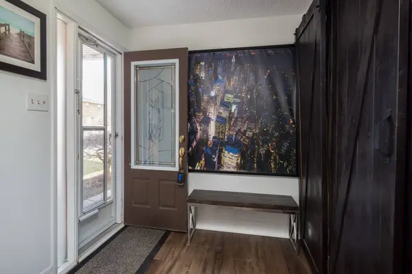 630 Sultana SQ, Pickering, ON L1V 3Y3