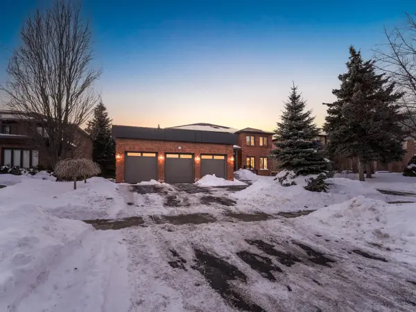 118 Torran RD, Vaughan, ON L4L 2Y7