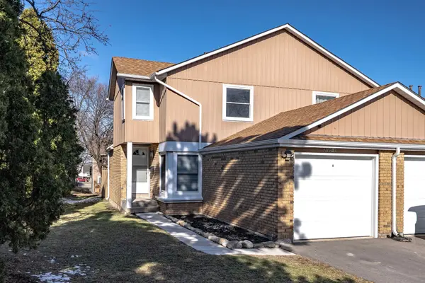 2185 Fairchild BLVD #1, Burlington, ON L7P 3P6