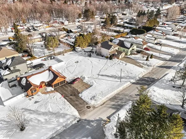 27-29 Brisson ST, The Nation, ON K0A 1M0