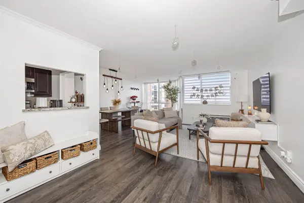 2760 Carousel CRES #1512, Blossom Park - Airport And Area, ON K1T 2N4