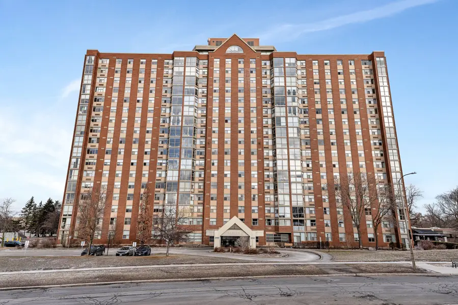 2760 Carousel CRES #1512, Blossom Park - Airport And Area, ON K1T 2N4