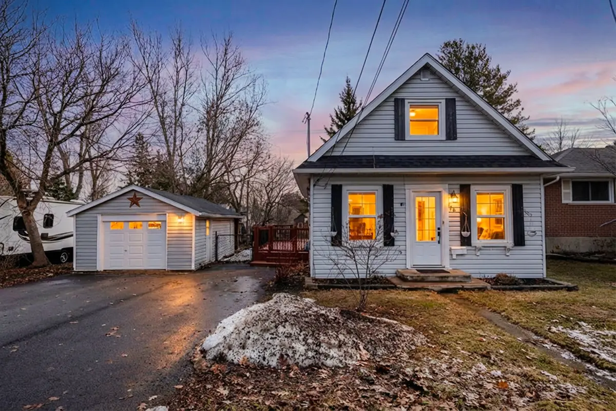 125 Birch ST, Gananoque, ON K7G 2T5