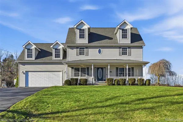 7755 Macedonia LN, Salem Township, MI 48168