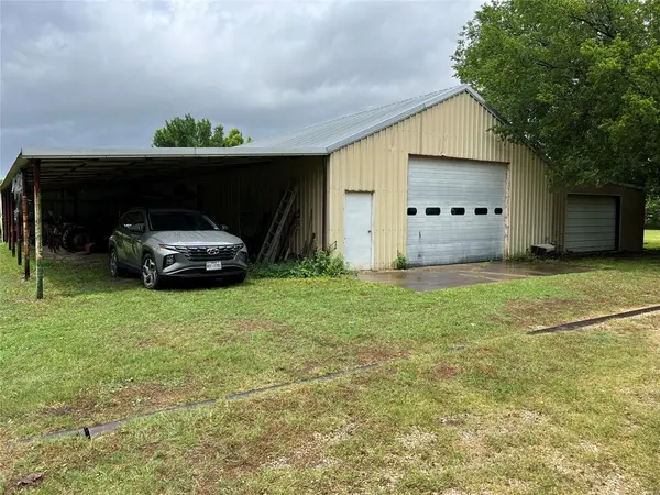 6477 W FM 922, Valley View, TX 76272