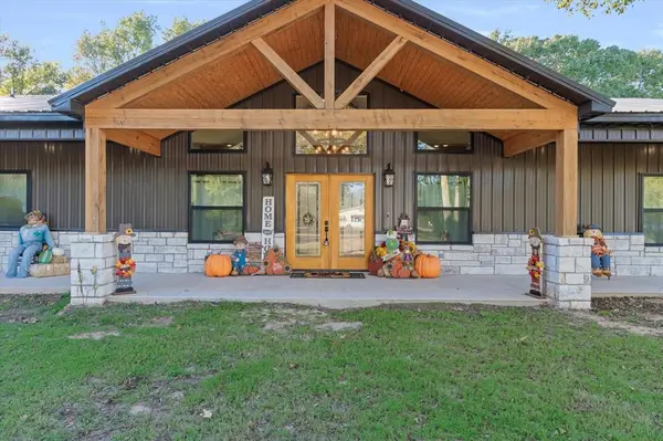 250 Vz County Road 4301, Ben Wheeler, TX 75754