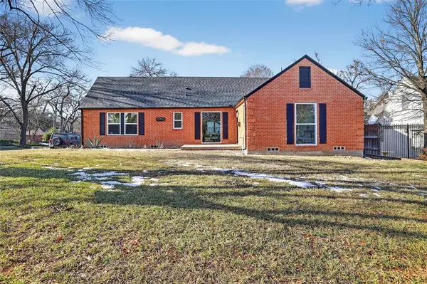 7003 Lindsley Avenue, Dallas, TX 75223