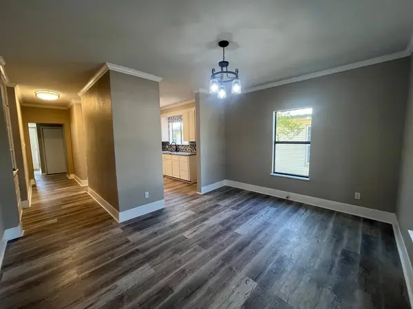 1010 Avenue K, Brownwood, TX 76801