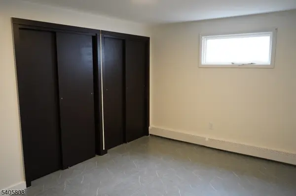 699 Lillian Rd, Mount Arlington Boro, NJ 07850