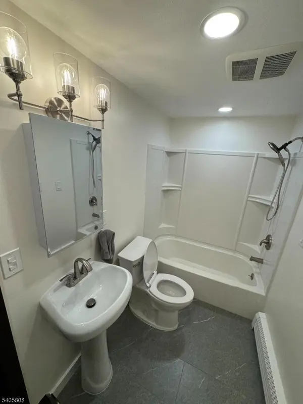 699 Lillian Rd, Mount Arlington Boro, NJ 07850