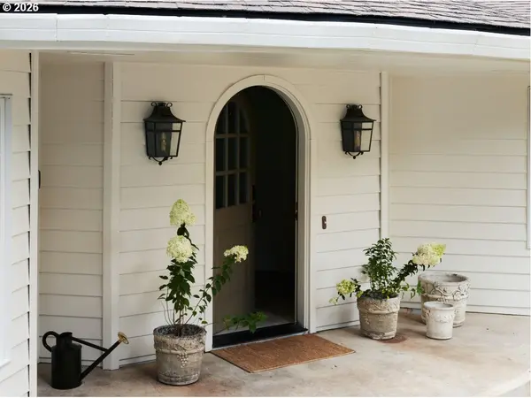 3585 DEER LAKE CT SE, Salem, OR 97317