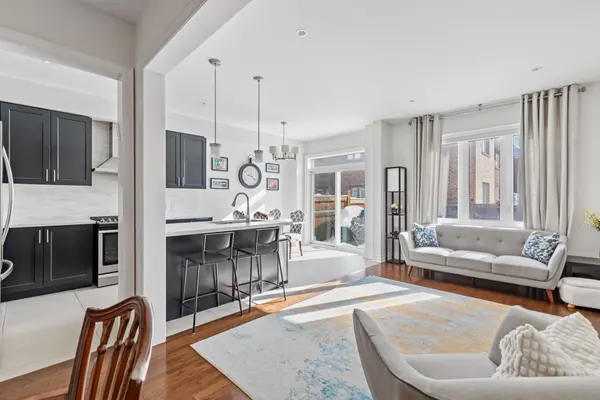 7 Goldthread TER, Toronto C06, ON M3H 4N2