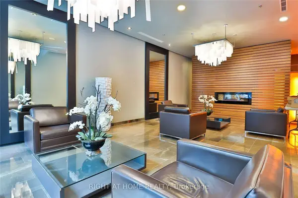 21 Nelson ST #920, Toronto C01, ON M5V 3H9