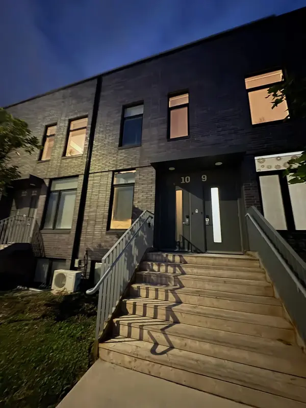 1720 Simcoe ST N #10-3, Oshawa, ON L1G 4X9