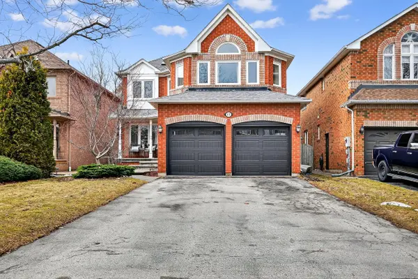17 Chester CRES, Halton Hills, ON L7G 5W5