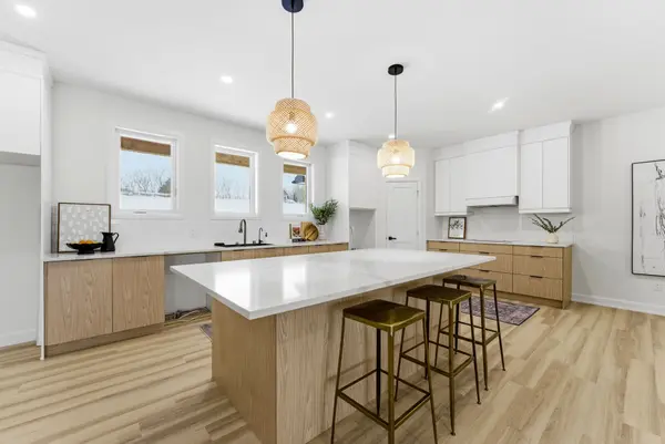 171 Pine Hill CRES, Belleville, ON K0K 3E0