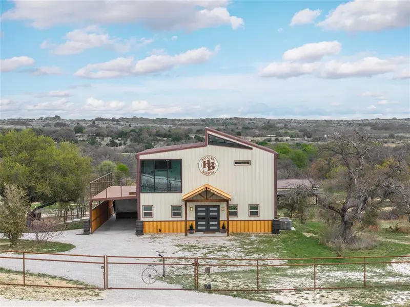 115 Comanche Vista Drive, Comanche, TX 76442