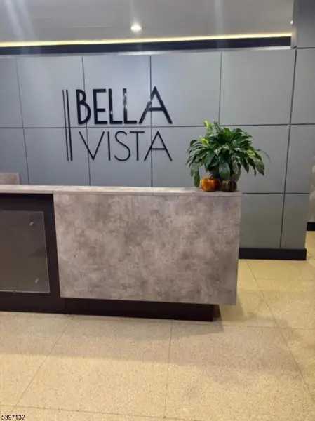 821 Jersey Ave #1L, Elizabeth City, NJ 07202