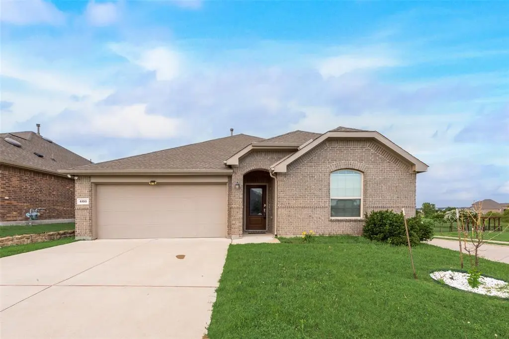 6100 Fall Creek Lane, Fort Worth, TX 76123