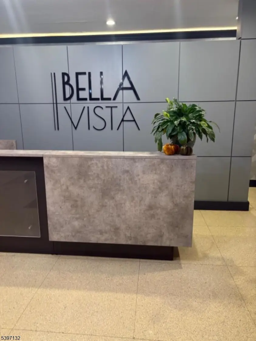 821 Jersey Ave #1L, Elizabeth City, NJ 07202