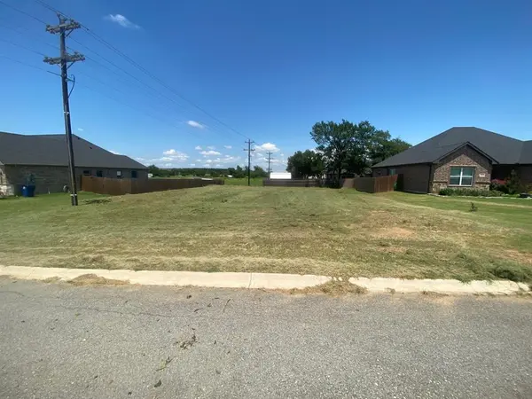 108 Post Oak Lane, Callisburg, TX 76240