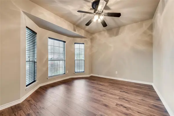 1213 Vistawood Drive, Mansfield, TX 76063