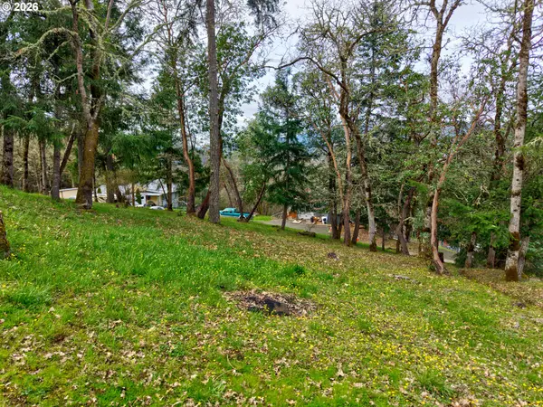 755 PLIN ST, Myrtle Creek, OR 97457