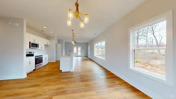 41 Shallen RD, Rustburg, VA 24588