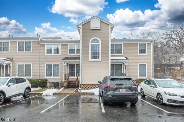 120 Willard St #14, Pompton Lakes Boro, NJ 07442