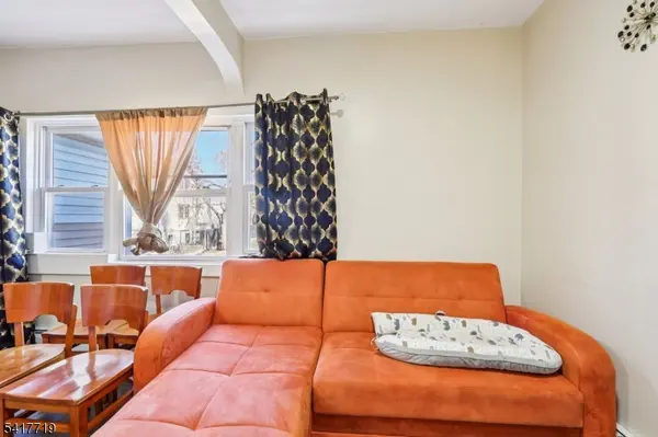 108 E Main St, Paterson City, NJ 07522