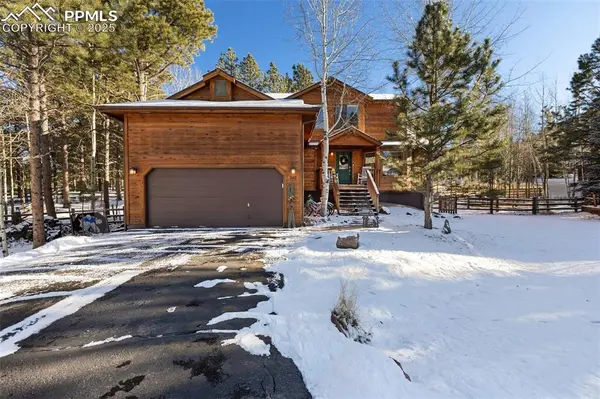 747 Pinon Ridge DR, Woodland Park, CO 80863