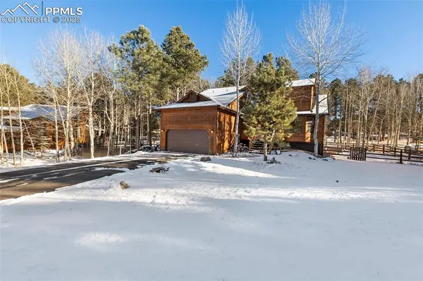 747 Pinon Ridge DR, Woodland Park, CO 80863