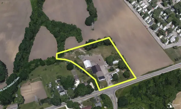 803 Nadeau RD, Frenchtown Twp, MI 48162