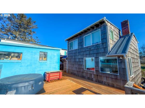 35390 RUEPPEL AVE, Pacific City, OR 97135