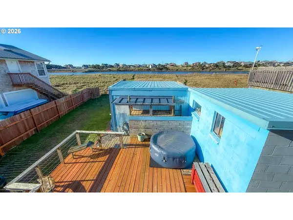 35390 RUEPPEL AVE, Pacific City, OR 97135