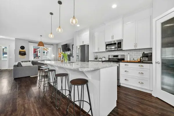 92 Fireside CRES, Cochrane, AB T4C 2A3