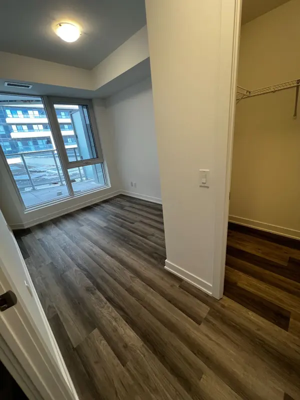 1010 SANDY BEACH RD #217, Pickering, ON L1W 0C7