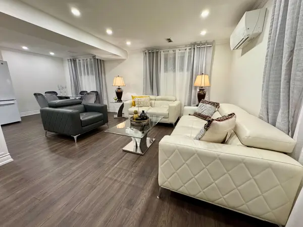 214 Bayview AVE #Basement, Georgina, ON L4P 2T2