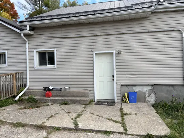 203 Gianetto DR, Midland, ON L4R 5J4