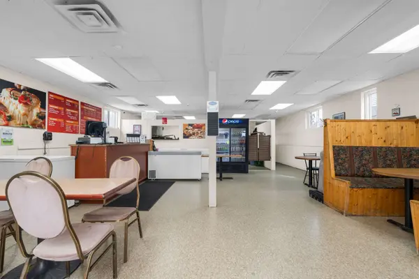 13 Yonge ST S, Springwater, ON L0L 1P0