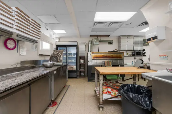 13 Yonge ST S, Springwater, ON L0L 1P0