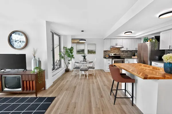 345 Driftwood AVE #504, Toronto W05, ON M3N 2P4