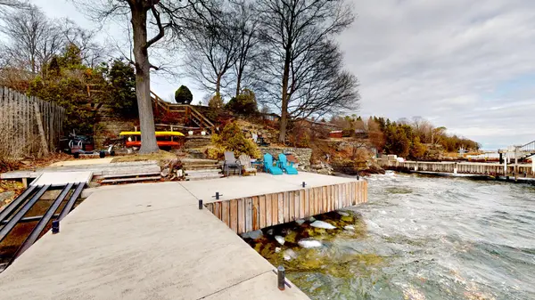 806 River Acres DR, Elizabethtown-kitley, ON K6V 5T1