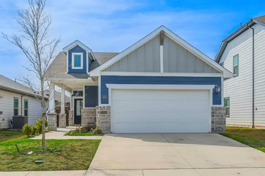 1621 Briar Hunt Drive, Forney, TX 75126