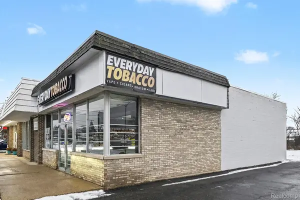 306 S Cedar ST, Mason, MI 48854